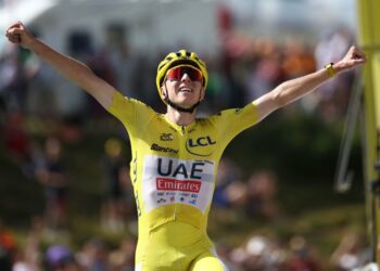Revivez l’épique 15e étape du Tour de France 2024 : Tadej Pogacar triomphe au Plateau de Beille et met le Tour de France à genoux !