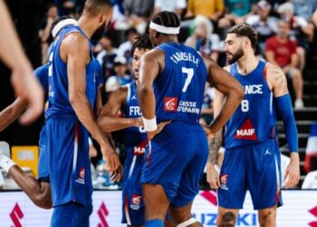 Canada : Les Bleus enchaînent un troisième revers consécutif… • Basket USA