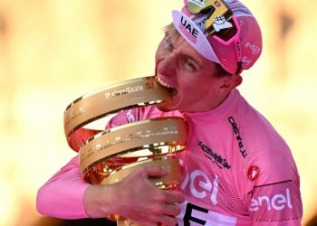 Hinault : « Pogacar va faire partie du club des grands, avec Merckx, moi et Anquetil »