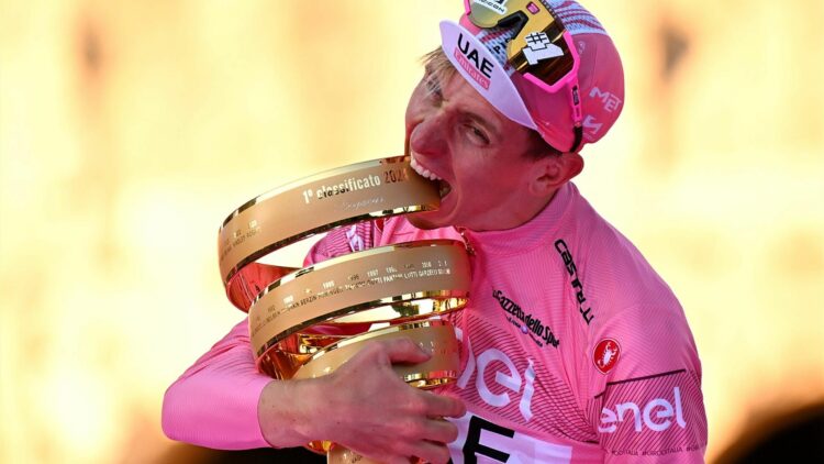 Hinault : « Pogacar va faire partie du club des grands, avec Merckx, moi et Anquetil »