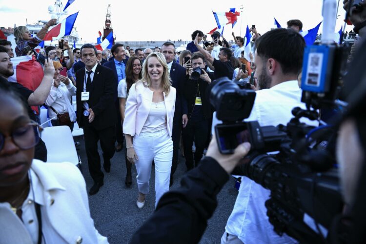 Européennes : à Nice, Marion Maréchal défend sa campagne pour obtenir les ultimes voix nécessaires à son élection