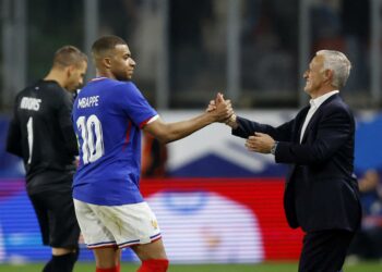 Mbappé souriant, Kanté saignant, Thuram timide : les mots de Deschamps après la promenade des Bleus