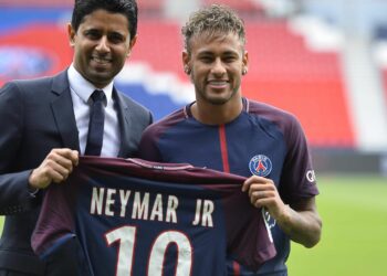 « PSG Confidential », plongée au coeur du club : « Plus que du foot, ce sont aussi des affaires »