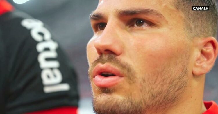 »Du 6 au 15, il serait quand même très bon », comment Dupont révolutionne le poste de demi de mêlée ?  »Du 6 au 15, il serait quand même très bon », comment Dupont révolutionne le poste de demi de mêlée ?