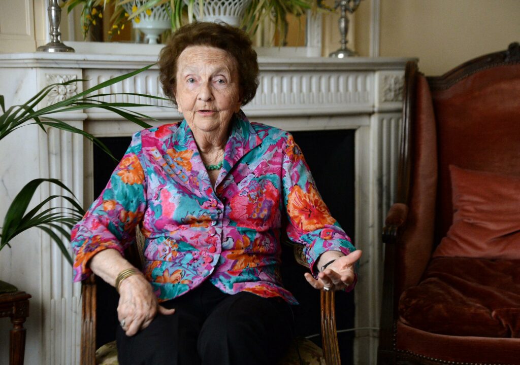 Geneviève de Galard, «l’ange de Diên Biên Phu», est morte à 99 ans Geneviève de Galard, «l’ange de Diên Biên Phu», est morte à 99 ans