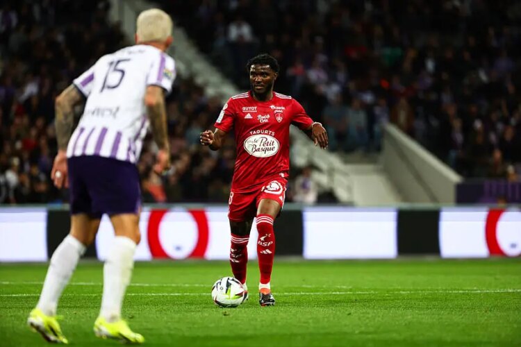 OM : Une recrue est arrivée à Marseille ce mardi soir OM : Une recrue est arrivée à Marseille ce mardi soir