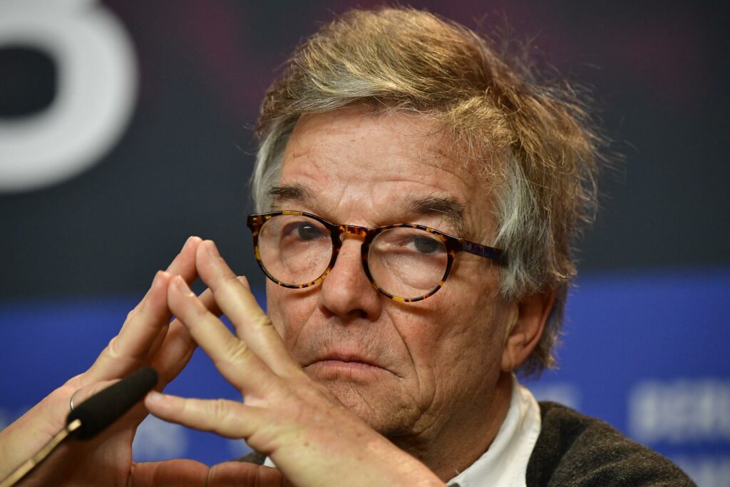 Le parquet requiert la mise en examen du cinéaste Benoît Jacquot pour viol sur Julia Roy et sur Isild Le Besco Le parquet requiert la mise en examen du cinéaste Benoît Jacquot pour viol sur Julia Roy et sur Isild Le Besco