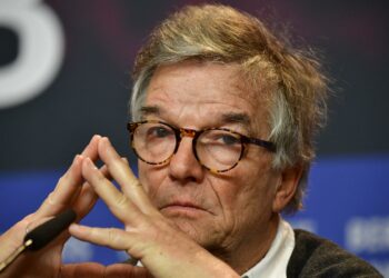 Le parquet requiert la mise en examen du cinéaste Benoît Jacquot pour viol sur Julia Roy et sur Isild Le Besco