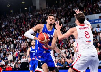 Wembanyama et les Bleus cartonnent face à la Turquie