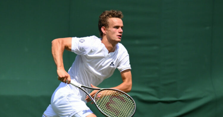 Van Assche tombe d’entrée Van Assche tombe d’entrée