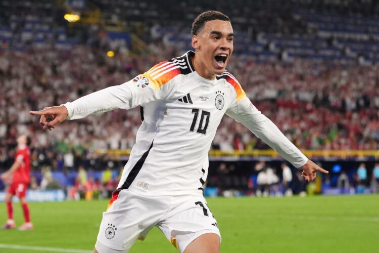 Euro 2024 : Jamal Musiala marque un but lors d’Allemagne-Danemark et signe un record