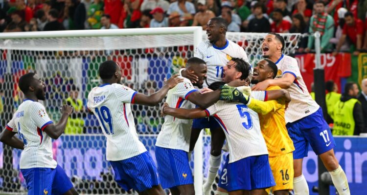 Equipe de France : la presse étrangère fustige les Bleus Equipe de France : la presse étrangère fustige les Bleus