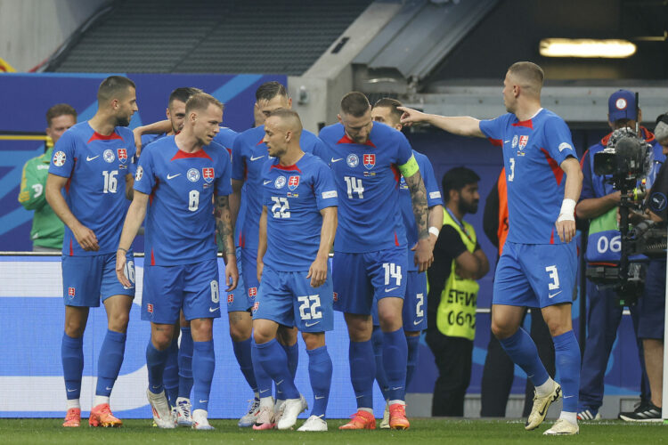 Cotes Slovaquie Roumanie : les meilleures cotes et meilleurs bonus pour parier sur le match de l’Euro 2024