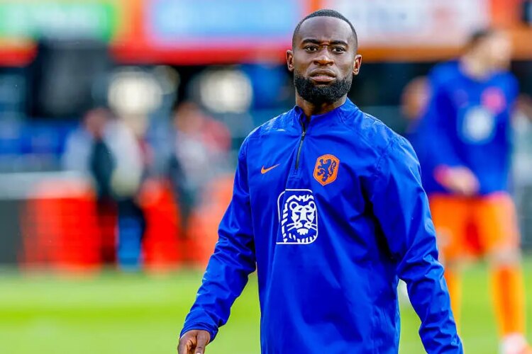 Le PSG veut Geetruida mais la Premier League s’en mêle
