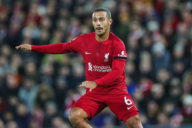 Thiago Alcantara raccroche les crampons