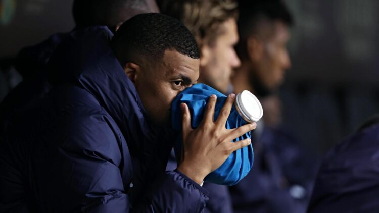 Mbappé explique sa sortie : « J’étais trop fatigué » Mbappé explique sa sortie : « J’étais trop fatigué »