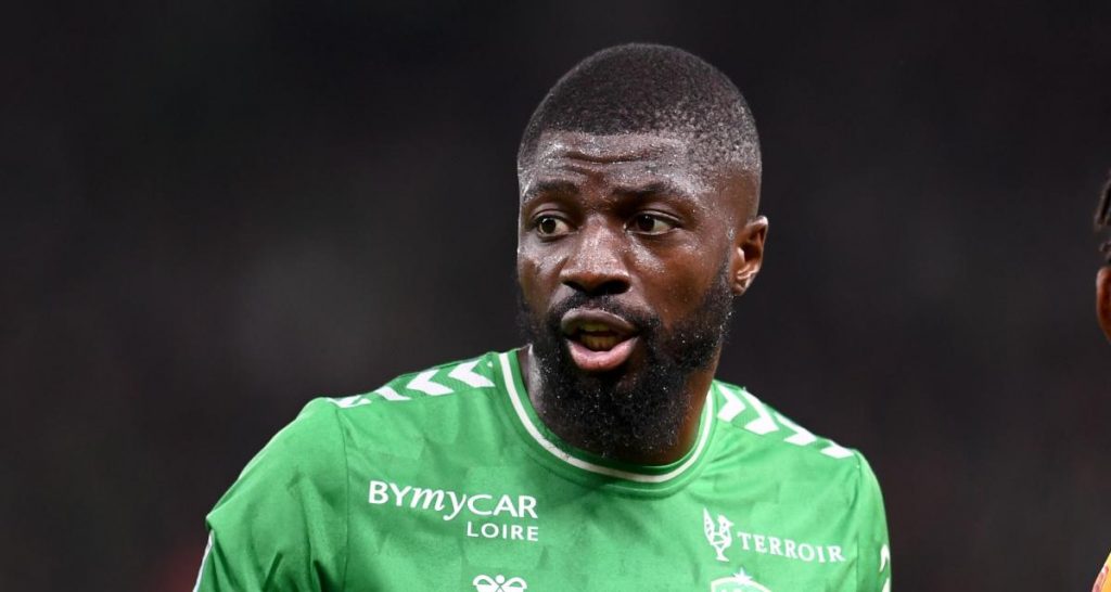 ASSE : Ibrahim Sissoko en plein bras de fer ! ASSE : Ibrahim Sissoko en plein bras de fer !