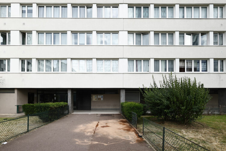 Enfants défenestrés par leur père à Paris : «En bas de l’immeuble, des enfants qui jouaient ont assisté à la scène»