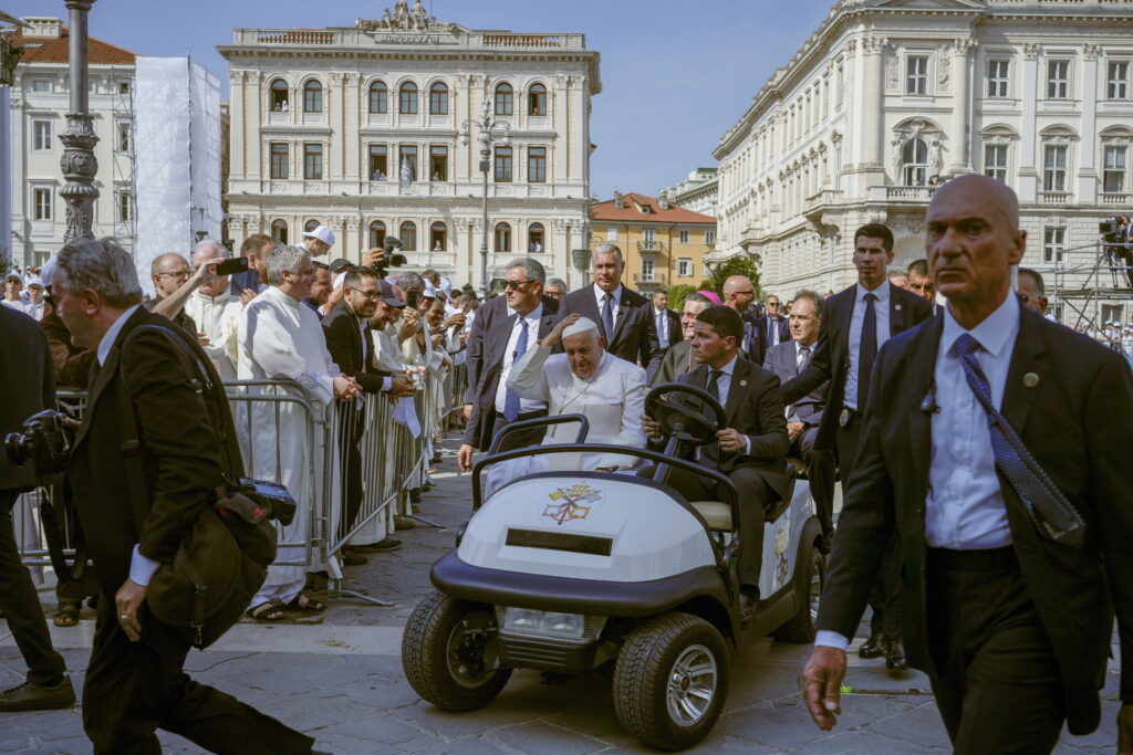 A Trieste, le pape fustige la «culture du rejet» et les «tentations populistes»