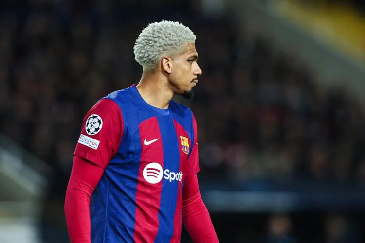 Barça : Ronald Araujo, son avenir est tranché !