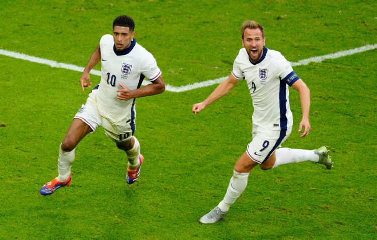 EN DIRECT Angleterre – Suisse : Les miraculés anglais outsiders face à la belle surprise suisse… Suivez le quart de l’Euro 2024 avec nous… EN DIRECT Angleterre – Suisse : Les miraculés anglais outsiders face à la belle surprise suisse… Suivez le quart de l’Euro 2024 avec nous…