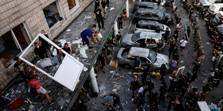 le bilan de l’attaque contre l’hopital pour enfants s’élève à 43 morts, une journée de deuil a été observée dans le pays