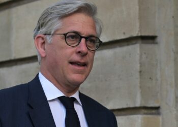 Le ministre Frédéric Valletoux assure que le système de santé français n’est pas impacté à ce stade