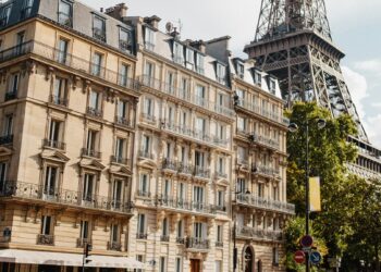 Le Royaume-Uni dépasse temporairement la France en nombre de millionnaires