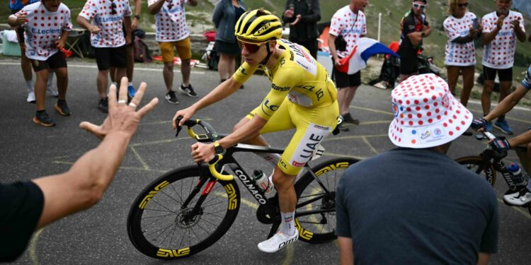 Le triomphe écrasant de Tadej Pogacar à Isola 2000 Le triomphe écrasant de Tadej Pogacar à Isola 2000