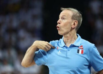 Vincent Collet veut voir une amélioration rapide dans l’aspect offensif après la défaite de la France contre la Serbie