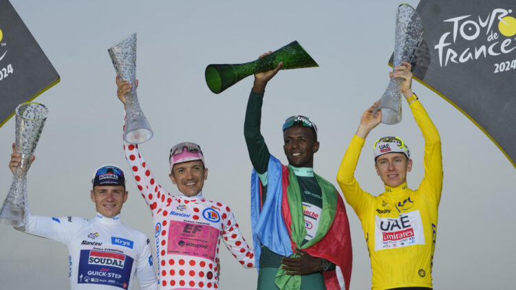 Biniam Girmay, le premier africain à obtenir le maillot distinctif de meilleur sprinter