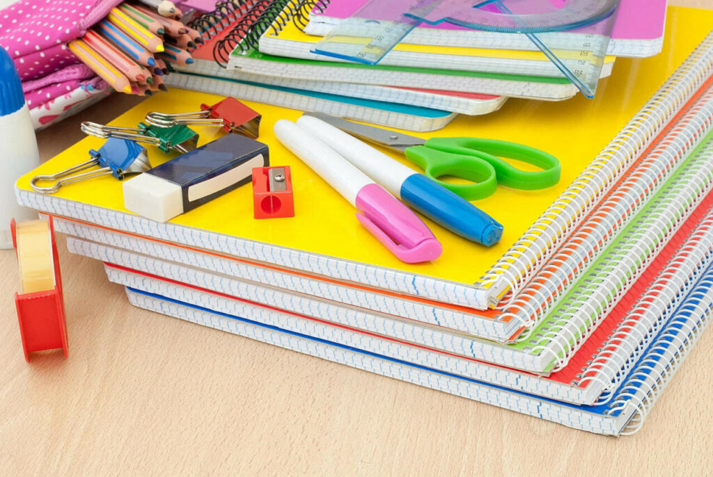 Pourquoi les fournitures scolaires seront plus chères à Paris et en Île-de-France : les raisons à connaître