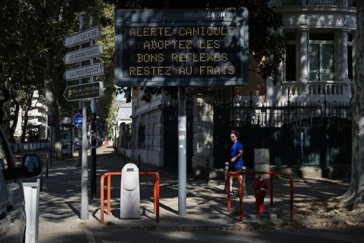 Une canicule exceptionnelle s’abat sur la France – L’Express Une canicule exceptionnelle s’abat sur la France – L’Express