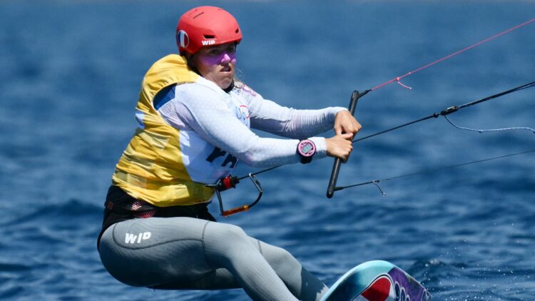 A Marseille, l’absence de vent fait gronder, pleurer ou jouer aux cartes certains