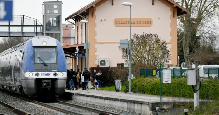 Perturbation du trafic entre Lyon et Bourg-en-Bresse ce matin, restez informés!