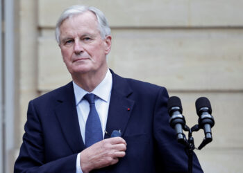 Défis en perspective pour le nouveau premier ministre français dans la composition de son gouvernement