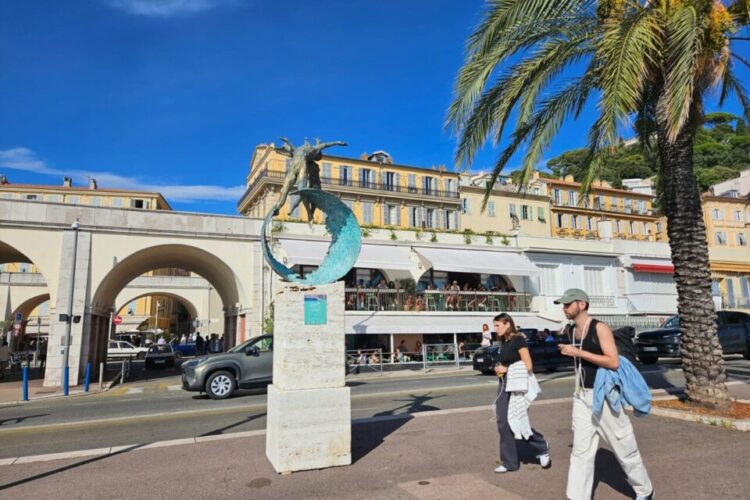Quelles sont ces impressionnantes sculptures en bronze qui ornent les rues de Nice ? Quelles sont ces impressionnantes sculptures en bronze qui ornent les rues de Nice ?