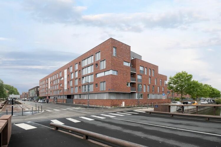 Superbe appartement de 71 m² avec 3 pièces à louer à Lille (59000) pour 1 003 € : Figaro Immobilier Superbe appartement de 71 m² avec 3 pièces à louer à Lille (59000) pour 1 003 € : Figaro Immobilier