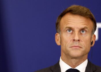 Le nouveau Premier ministre : vers une démission du président de la République à cause de l’impasse politique en France ?
