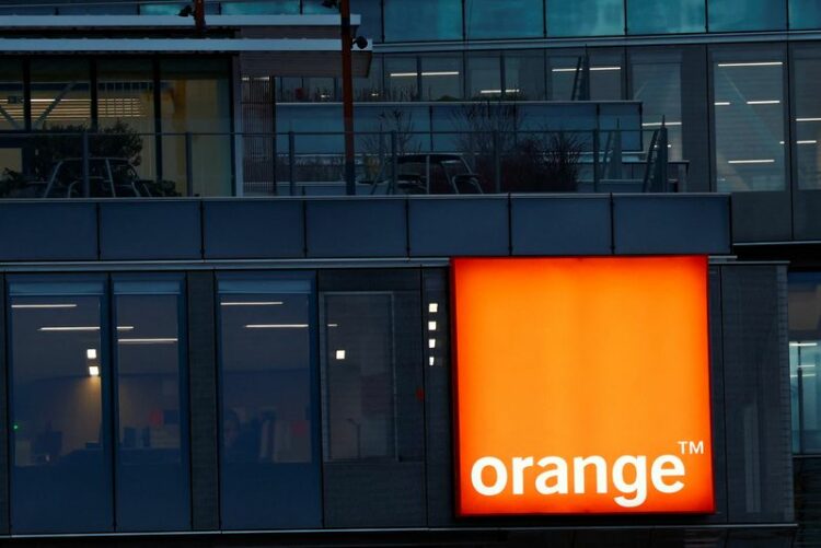 Orange prévoit de supprimer 35 emplois au sein de son unité de services vidéo en France Orange prévoit de supprimer 35 emplois au sein de son unité de services vidéo en France