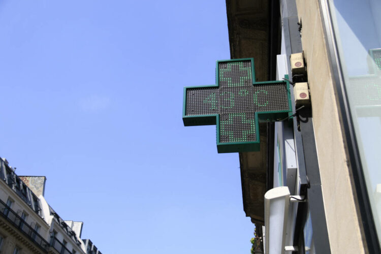 La canicule persiste en France : un troisième été consécutif de températures au-dessus des normales saisonnières en 2024 La canicule persiste en France : un troisième été consécutif de températures au-dessus des normales saisonnières en 2024