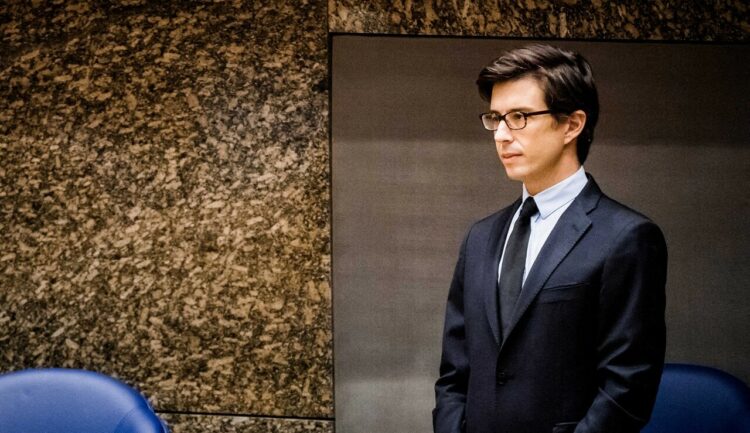 Luis Vassy, le nouveau patron de Sciences Po Paris : Découvrez qui se cache derrière ce leader passionnant !