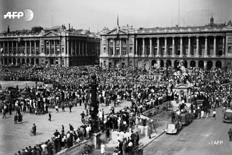 La Libération de Paris : Plongée dans les récits captivants de l’AFP des 25 et 26 août 1944 La Libération de Paris : Plongée dans les récits captivants de l’AFP des 25 et 26 août 1944