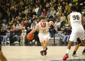 Le Stade Rochelais Basket tout près d’une victoire éclatante à domicile contre Strasbourg ! Le Stade Rochelais Basket tout près d’une victoire éclatante à domicile contre Strasbourg !