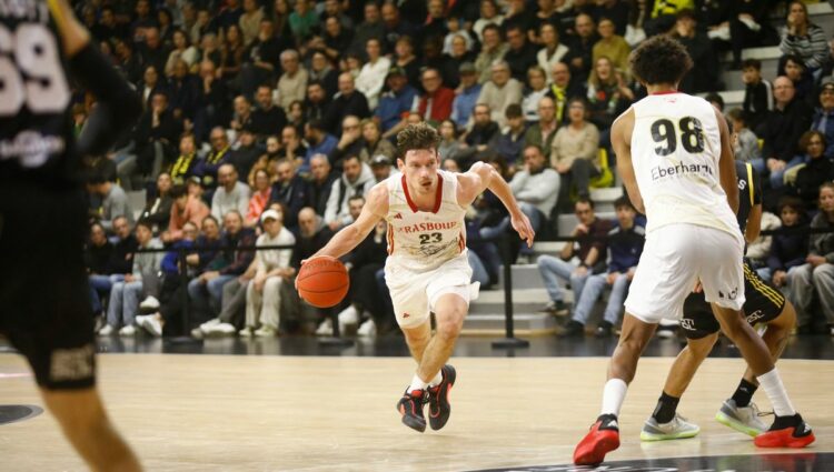 Le Stade Rochelais Basket tout près d’une victoire éclatante à domicile contre Strasbourg ! Le Stade Rochelais Basket tout près d’une victoire éclatante à domicile contre Strasbourg !