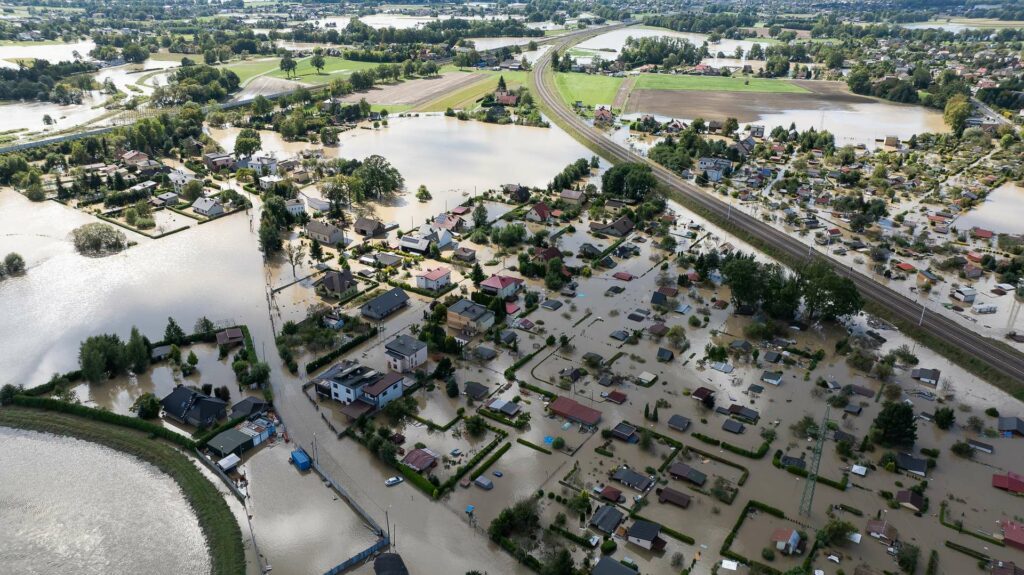 Les tempêtes dévastatrices de 2024 : Retour sur les pires catastrophes météo en France !