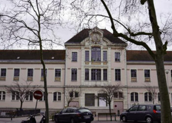 Lyon : Pionnière de la Laïcité dans les Écoles Françaises ! Lyon : Pionnière de la Laïcité dans les Écoles Françaises !