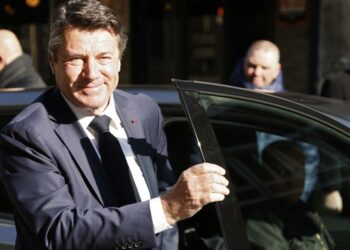 À Nice, les coulisses intrigantes du camp Estrosi pour séduire les alliés de Ciotti en prévision des municipales