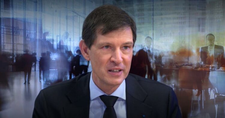 «Tout comme pour Notre-Dame, les entreprises relèvent le défi de reconstruire la France!»