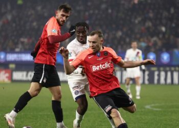 Coupe de France : Le FC Espaly se bat vaillamment mais s’incline face au Paris Saint-Germain Coupe de France : Le FC Espaly se bat vaillamment mais s’incline face au Paris Saint-Germain